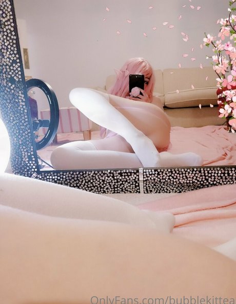 Bubblekittea 可愛い女優 ギャラリー