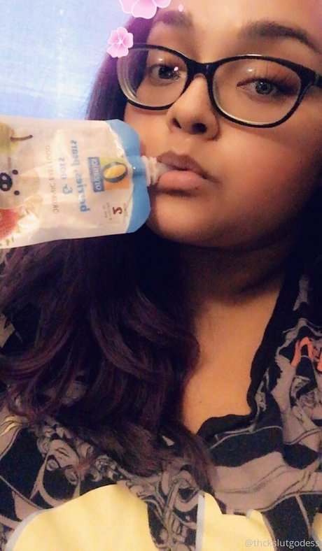 thckslutgoddess トップスター 画像