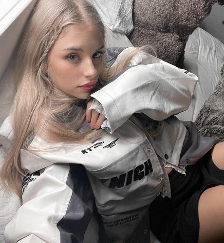 アマチュアヌードオンリーファンズ 美しいポルノ 写真