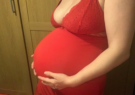 OnlyFansの普及 パーフェクト 写真