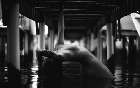 Giovanna Genesini セクシーなポルノスター アーカイブ