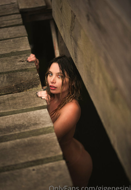 Giovanna Genesini 無料女優 写真