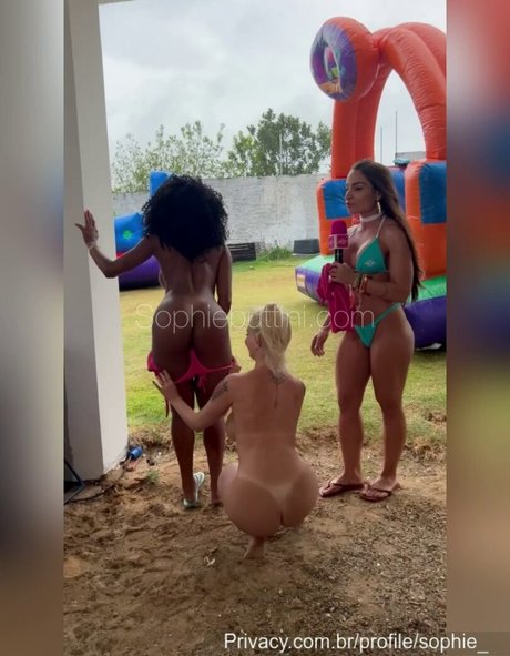 Giovanna Genesini 完璧なスター 写真