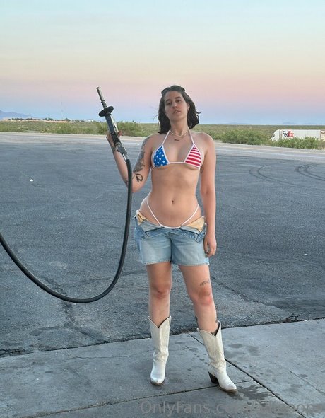 allieoops スター ヌード 画像