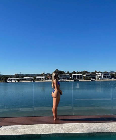 Olivia Prosser 素敵なスター ギャラリー