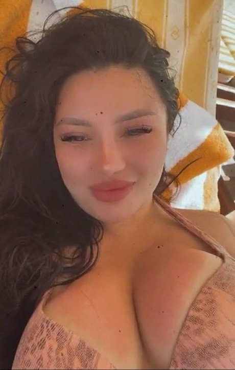 毛深い脇の下 オンリーファンズ アダルト無料 写真