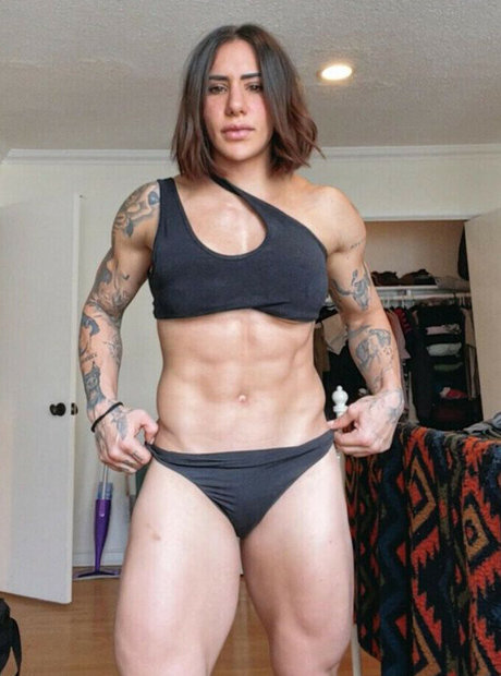 妻のフェラチオOnlyFans ヌード 画像