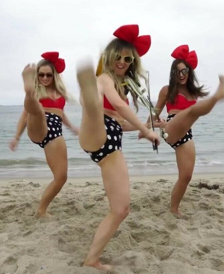 BBW パウグ オンリーファンズ ポルノ 写真