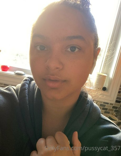 ロールプレイオンリーファン セクシーヌード 画像