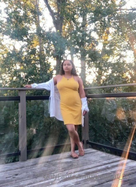 巨乳おばあちゃんOnlyFans 無料ヌード 写真