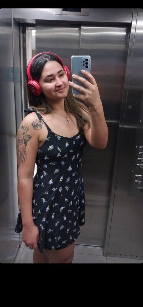 lauratavora 美しいモデル アーカイブ