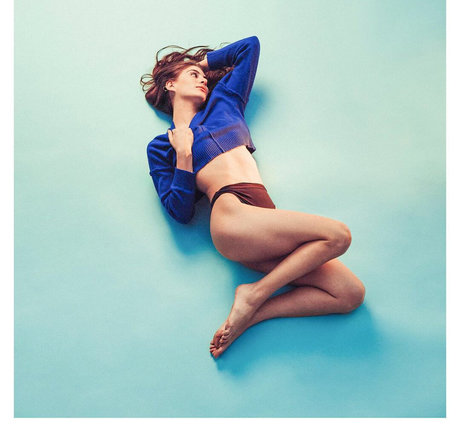 大きな乳首オンリーファンズ ホットセックス 写真