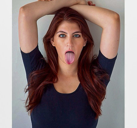 Ariana Basseri ヌードスター 写真