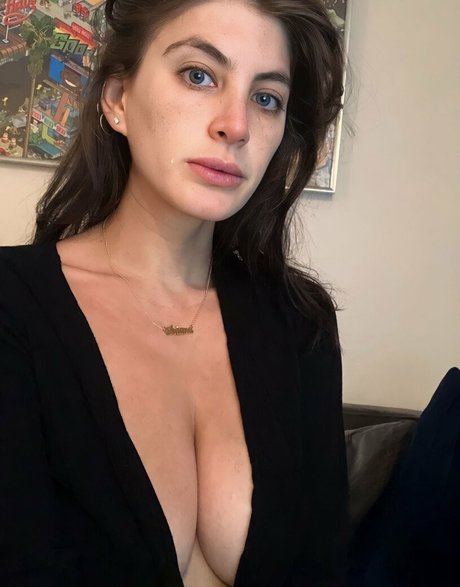 Ariana Basseri セックスポルノスター ギャラリー