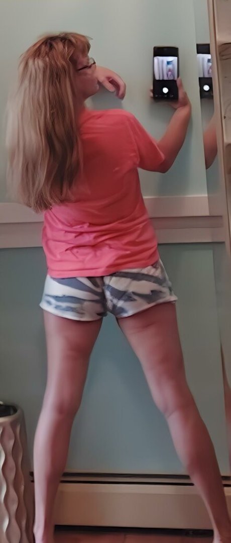 LanaRN ポルノスター ヌード 画像