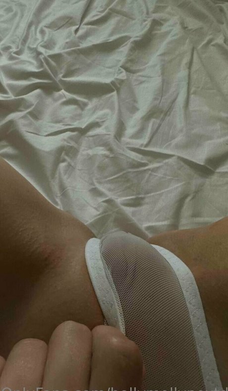 ルビーオンリーファン ポルノ 写真