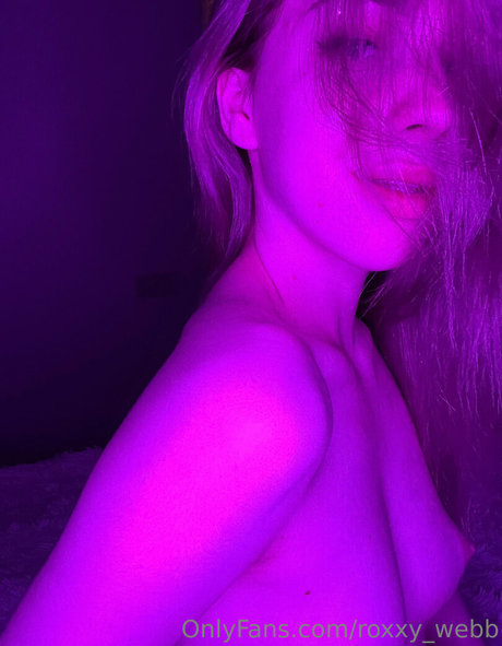 roxxy webb 限定モデル 画像