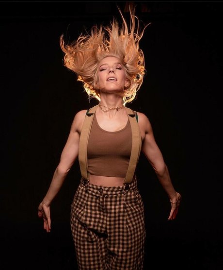 キティ xxx オンリーファンズ 美しいポルノ 画像