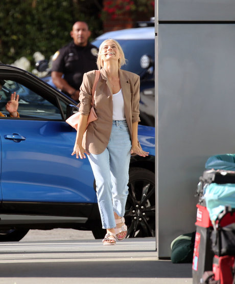 背が高くて巨乳のOnlyFans 裸 ギャラリー