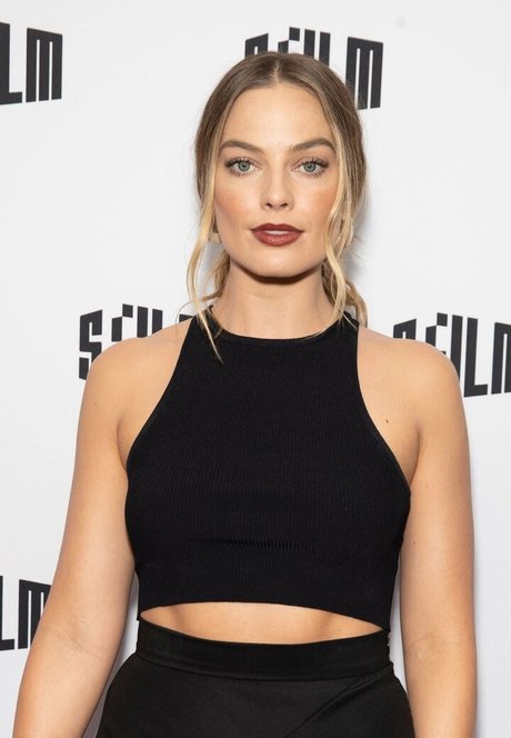 Margot Robbie 完璧なスター アーカイブ