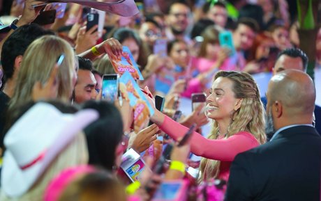 Margot Robbie 素敵なポルノスター 画像