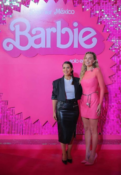 アジア人 BBC オンリーファンズ 裸 ギャラリー