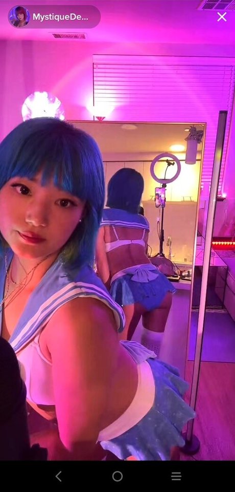 OnlyFansの交換 ホットヌード 画像