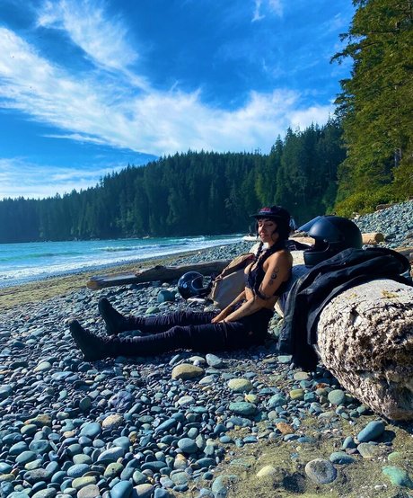 Lights Poxleitner セクシー女優 写真