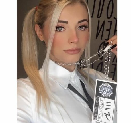 Grace Witham ヌードモデル 写真