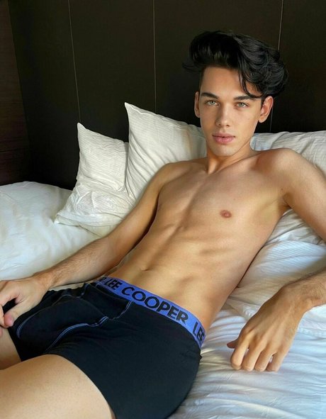 maxkingfree ポルノスター セクシー 写真