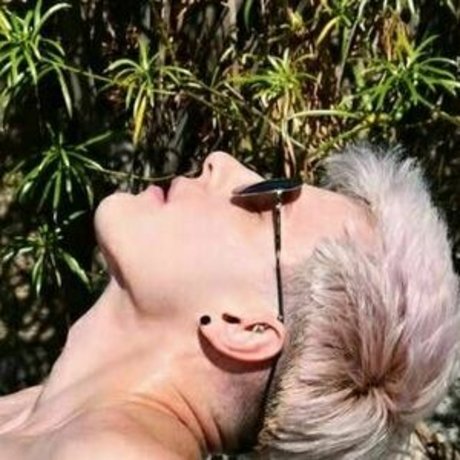 maxkingfree 高品質モデル ギャラリー