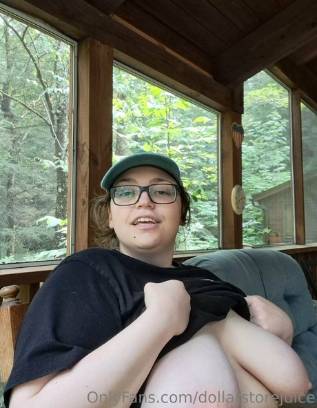 ティーンシーメールオンリーファンズ 無料裸 写真