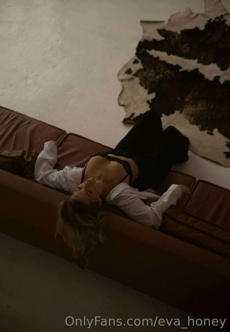 裸ヌードOnlyFans えろ 画像