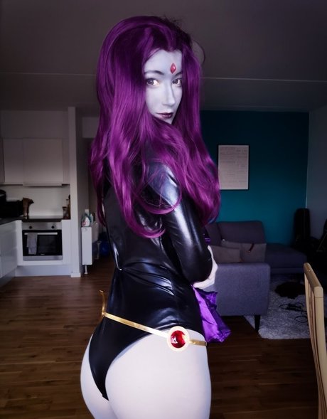 ラバーオンリーファン 無料裸 画像