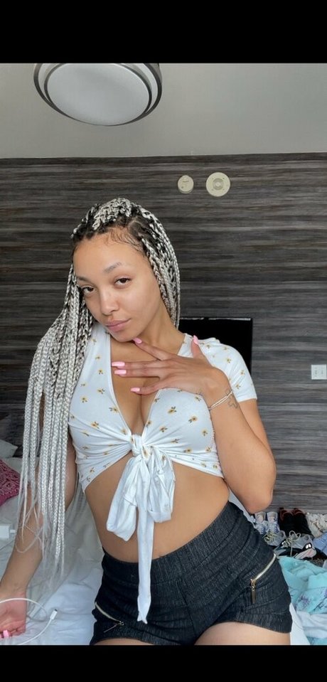 BBW フェイシャル OnlyFans エロチック ギャラリー