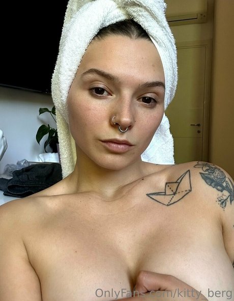 巨乳アナルOnlyFans アートポルノ 写真