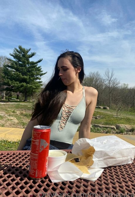 背が高くて巨乳のOnlyFans アートxxx アーカイブ