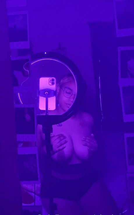 xluckyme セックス女優 写真