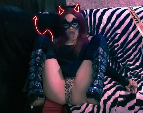 laylajkane ヌードモデル 写真