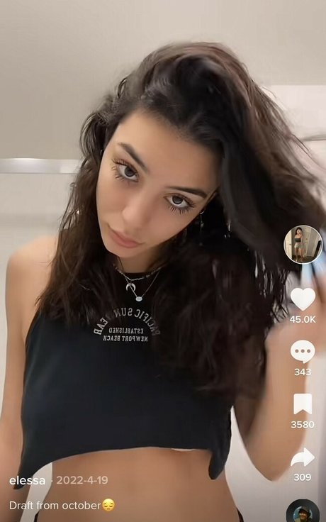 パフィーオンリーファンズ セクシーヌード 画像