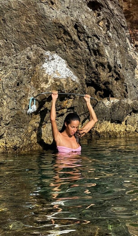 Francesca Pey ポルノスター セクシー ギャラリー