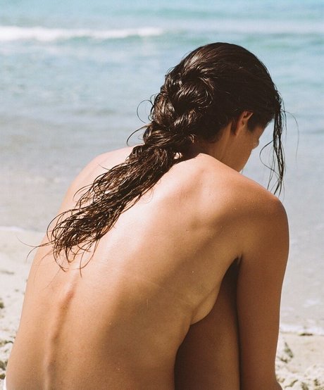 Francesca Pey セクシーなスター 写真