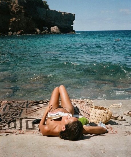 Francesca Pey xxxポルノスター アーカイブ