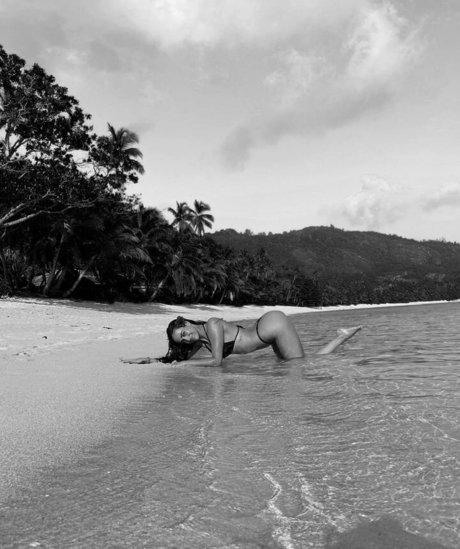 Francesca Pey 無料のポルノスター 写真