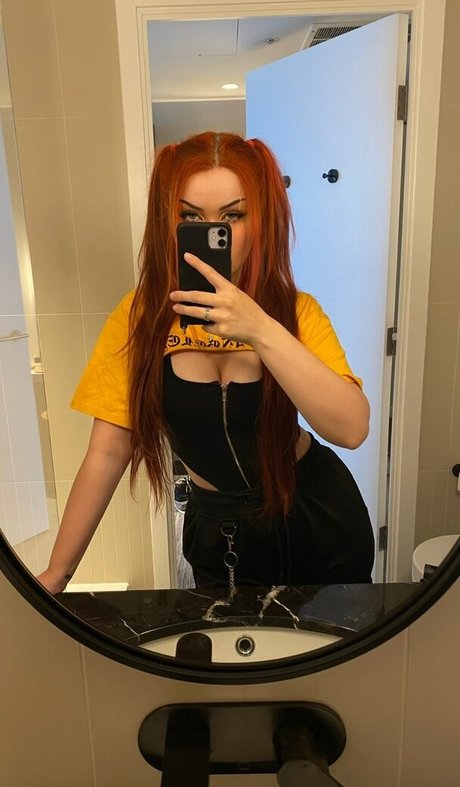 Proxyfox スター ヌード 画像