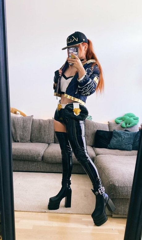 Proxyfox ヌードモデル 写真