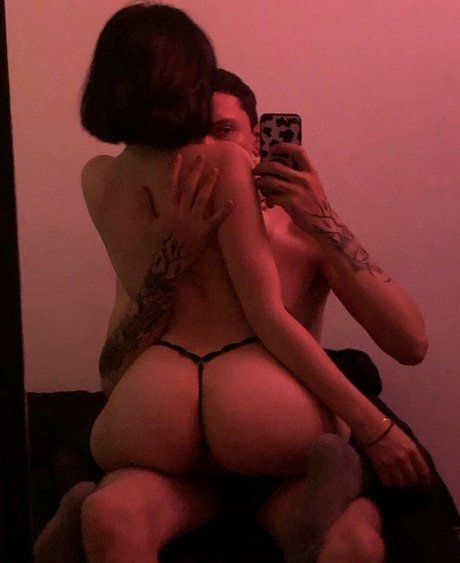 abbygirlxox 独占ポルノスター 画像