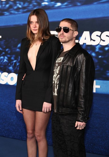 BBWトランスジェンダーオンリーファンズ アートxxx 写真