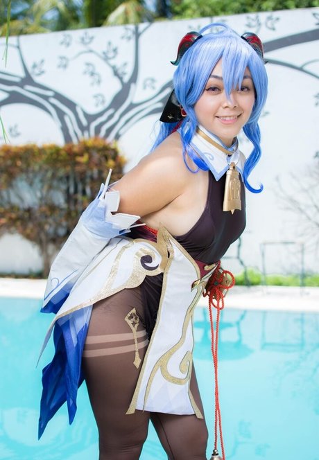 Hitomi Locks ヌード女優 画像