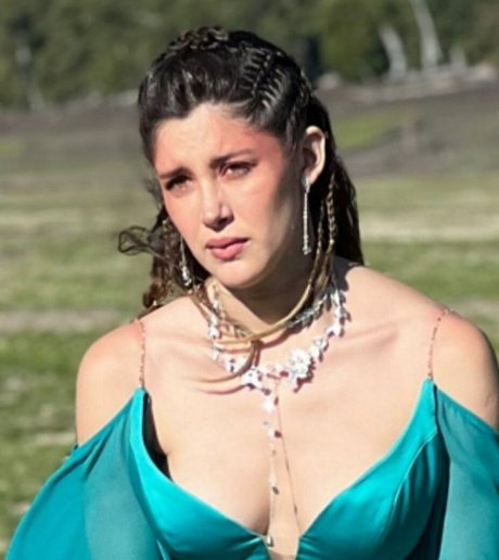 icata 美しいモデル 写真